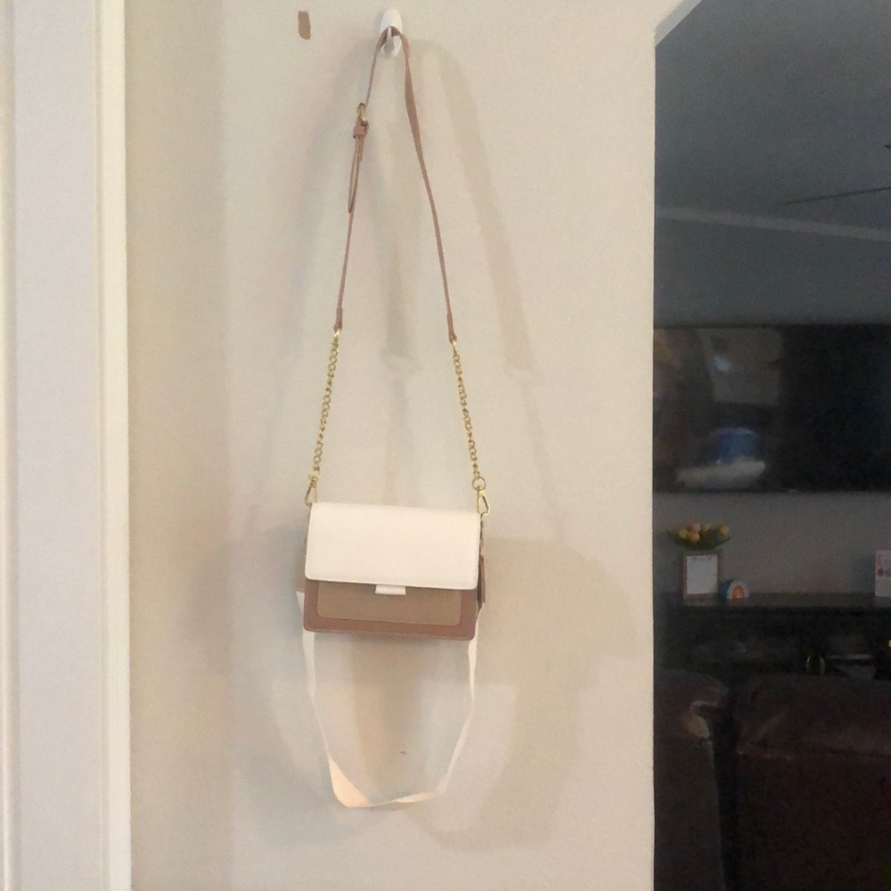 Oliver and Annis, crossbody purse, style Chanel